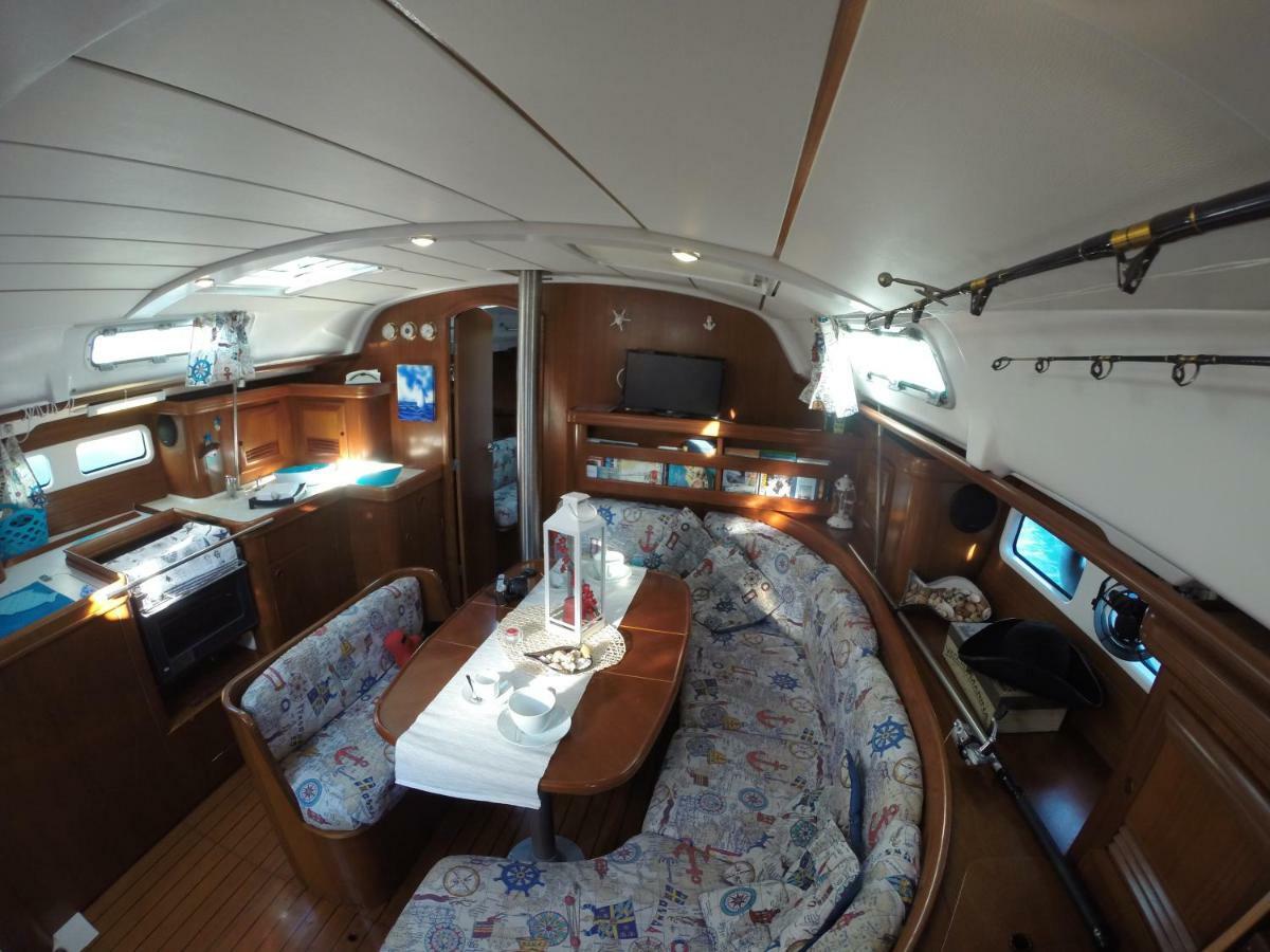 Yacht Suite Marina Di Grosseto Exterior photo